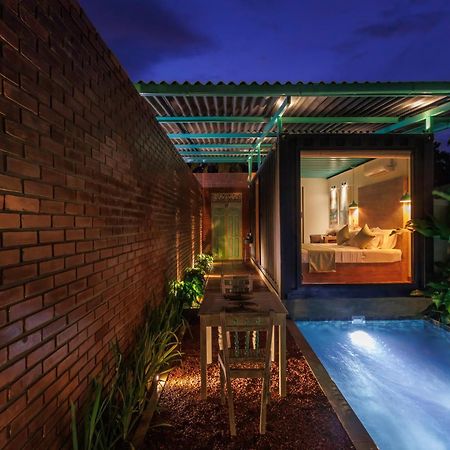 Weliweriya Container Villa Luxury Collection מראה חיצוני תמונה