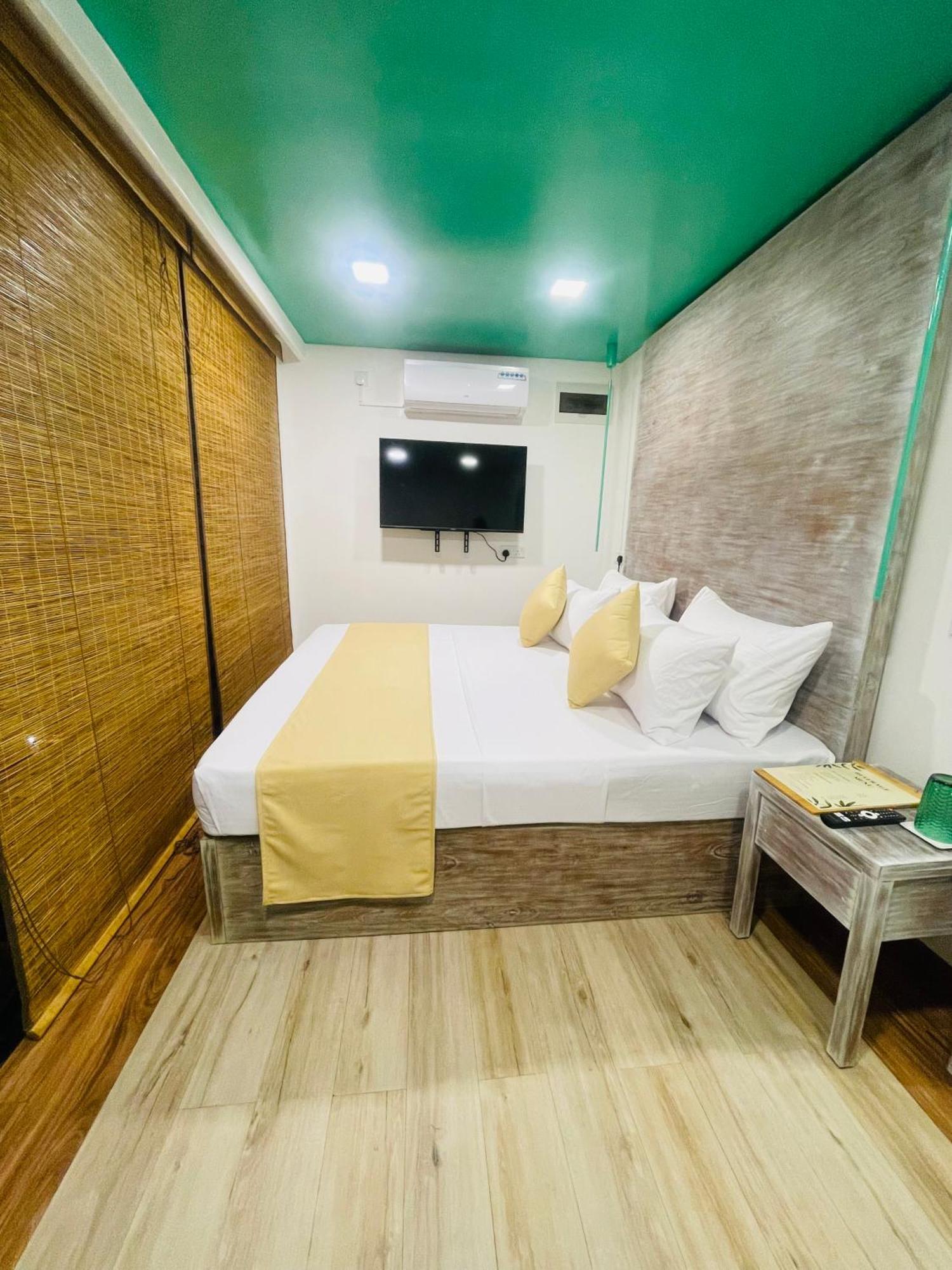 Weliweriya Container Villa Luxury Collection מראה חיצוני תמונה