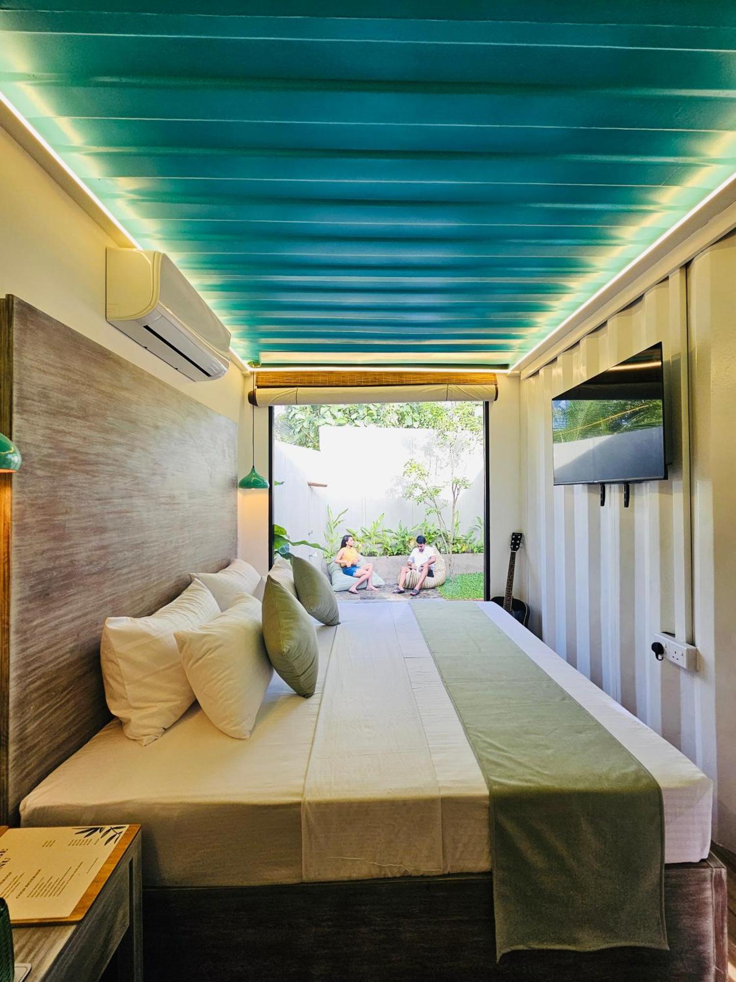 Weliweriya Container Villa Luxury Collection מראה חיצוני תמונה