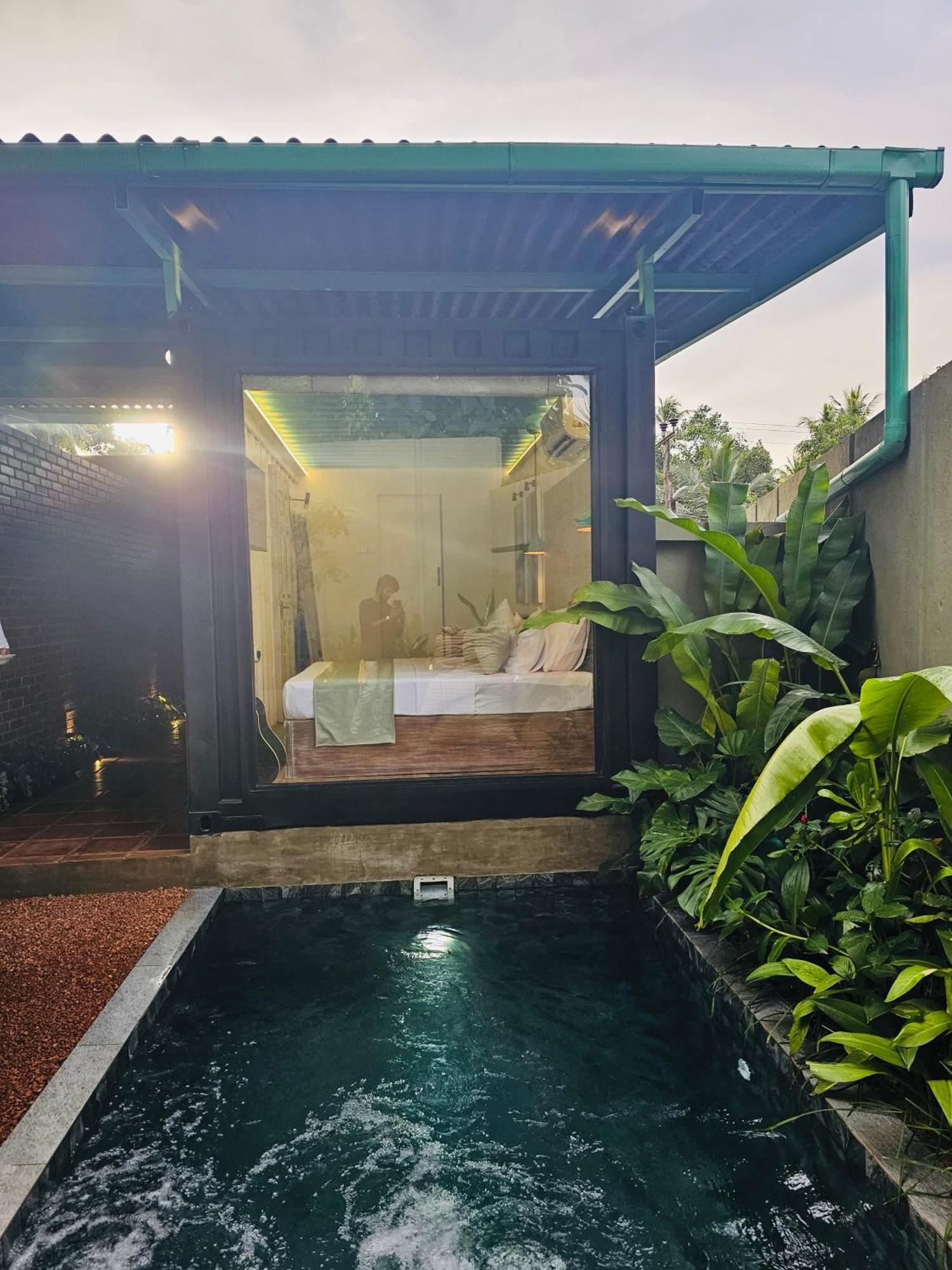 Weliweriya Container Villa Luxury Collection מראה חיצוני תמונה