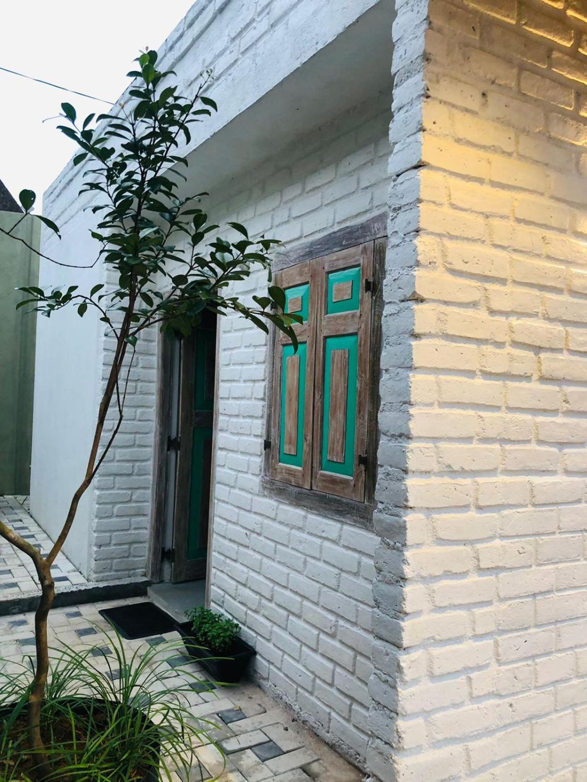 Weliweriya Container Villa Luxury Collection מראה חיצוני תמונה